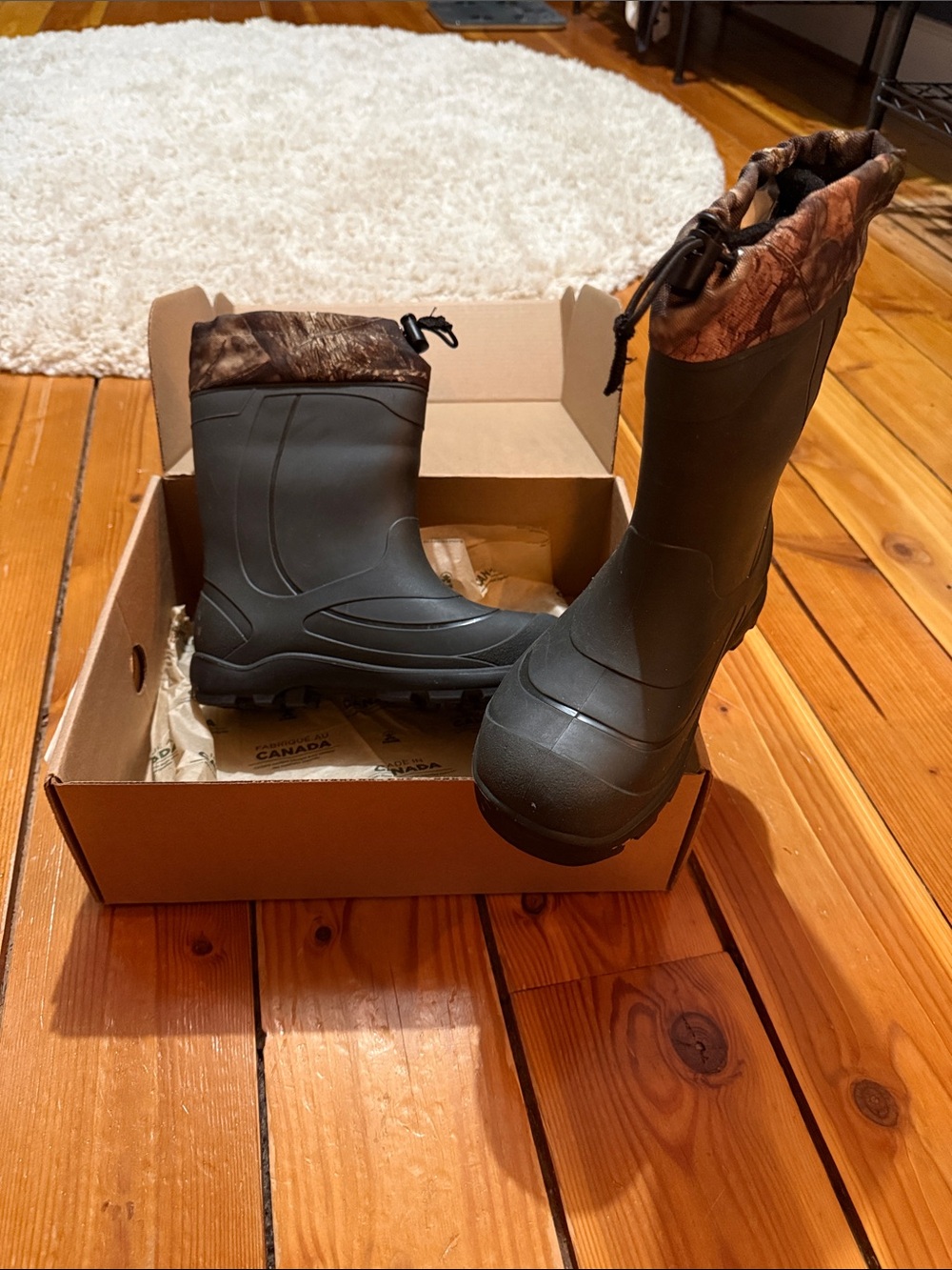 Insulated Black Rubber Hunting Boots with Camo Trim
